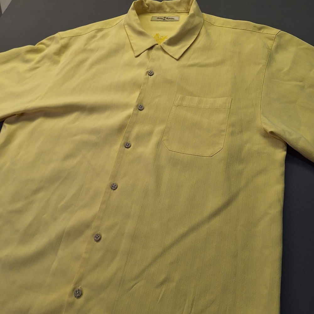 Tommy Bahama Mens XL Light Yellow 100% Silk Short Sleeve Pineapple Camp Shirt